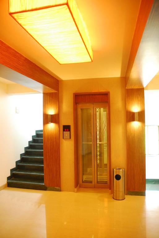 Hotel Mourya Residency Thane Exterior foto